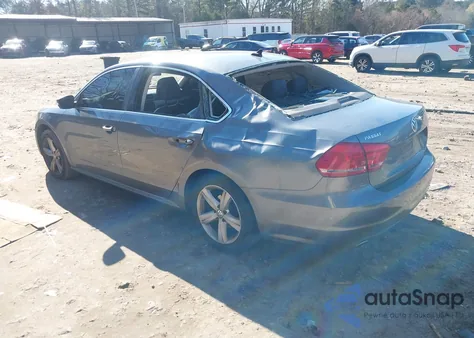 2013 Volkswagen Passat 2.5L Se from USA, damaged, VIN 1VWBH7A31DC002098